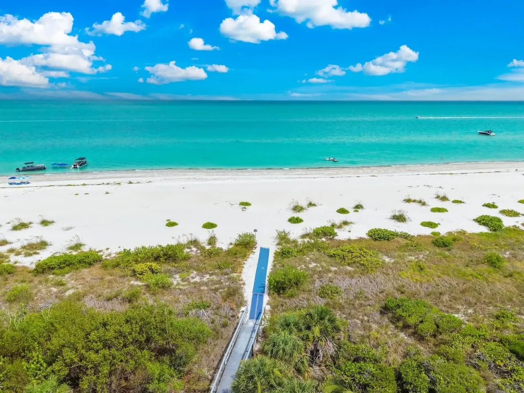 1114 Seagrape Lane Sanibel FL 33957