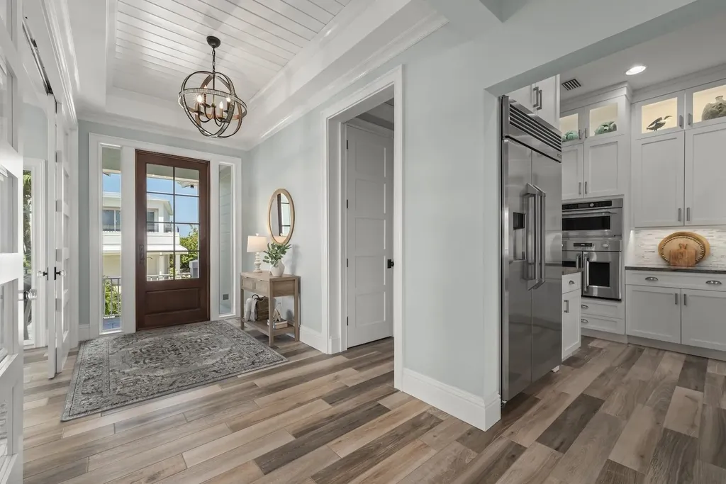 1114 Seagrape Lane Sanibel FL 33957