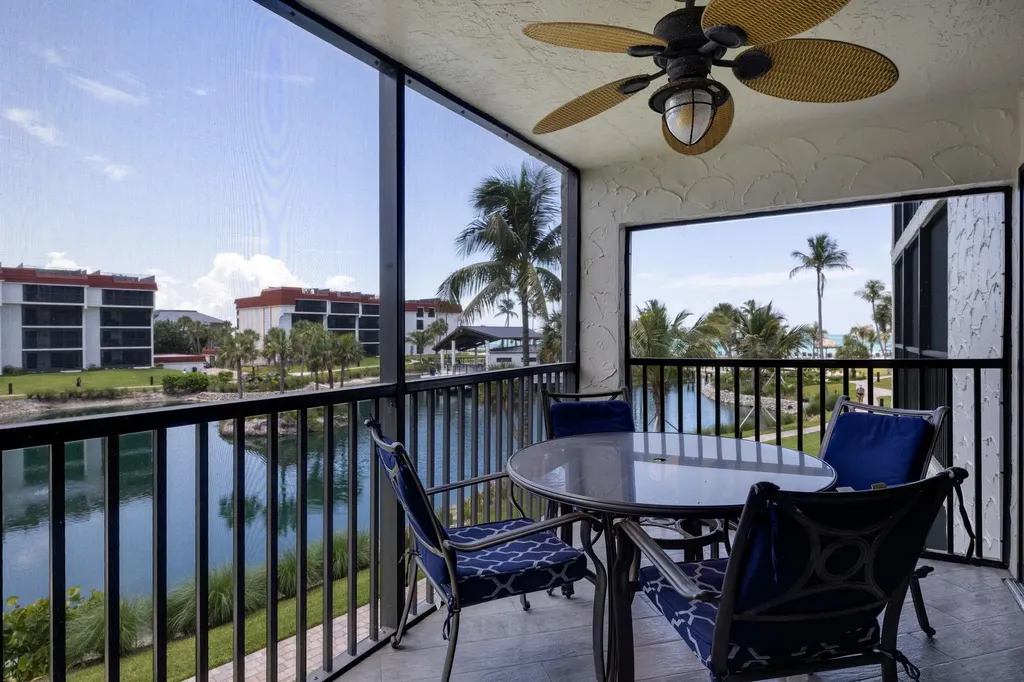 2445 W Gulf Drive Sanibel FL 33957