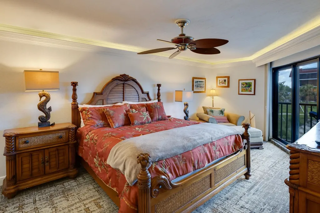 2445 W Gulf Drive Sanibel FL 33957