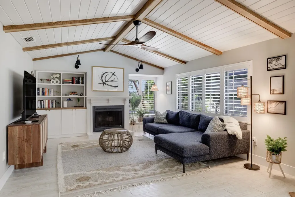 1206 Par View Drive Sanibel FL 33957