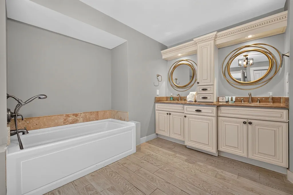 1206 Par View Drive Sanibel FL 33957