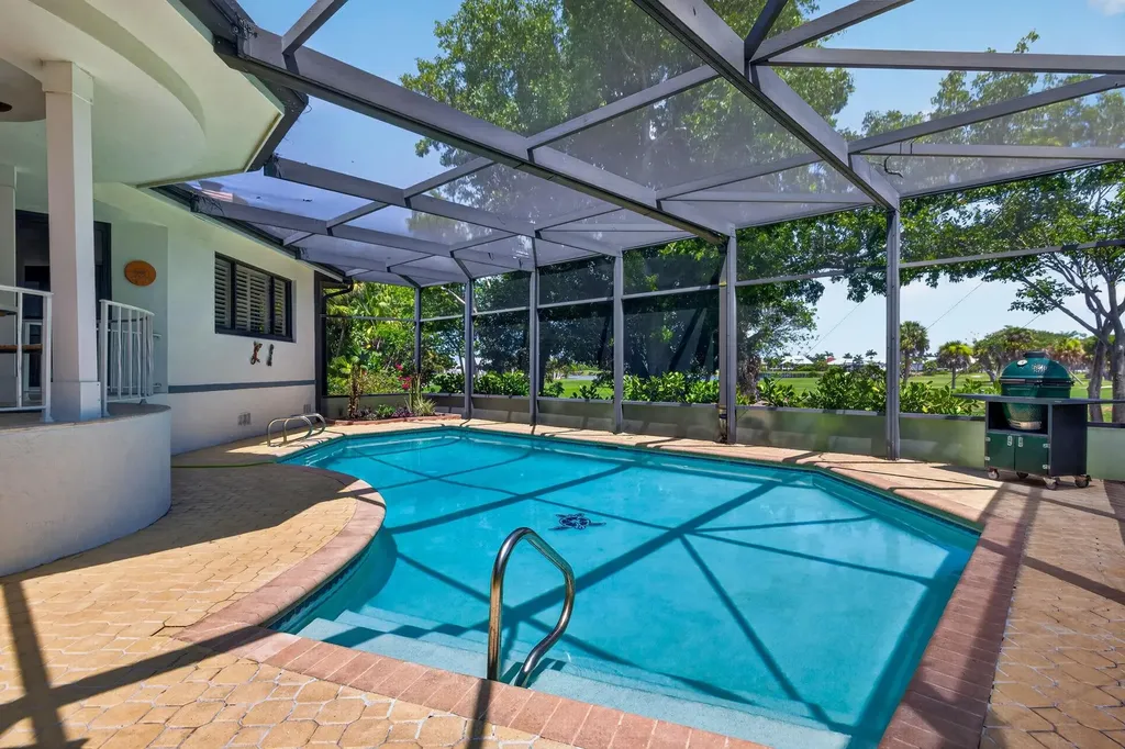 1206 Par View Drive Sanibel FL 33957