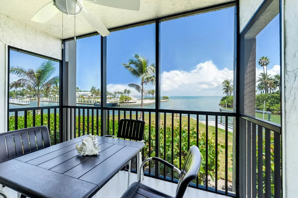 905 Marina Villas Captiva FL 33924