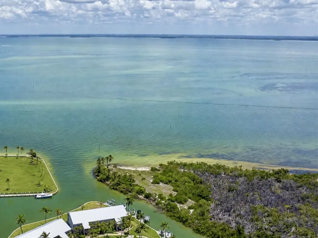 905 Marina Villas Captiva FL 33924