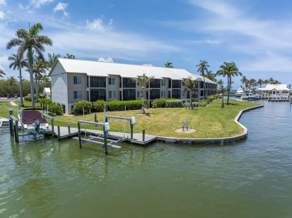 905 Marina Villas Captiva FL 33924