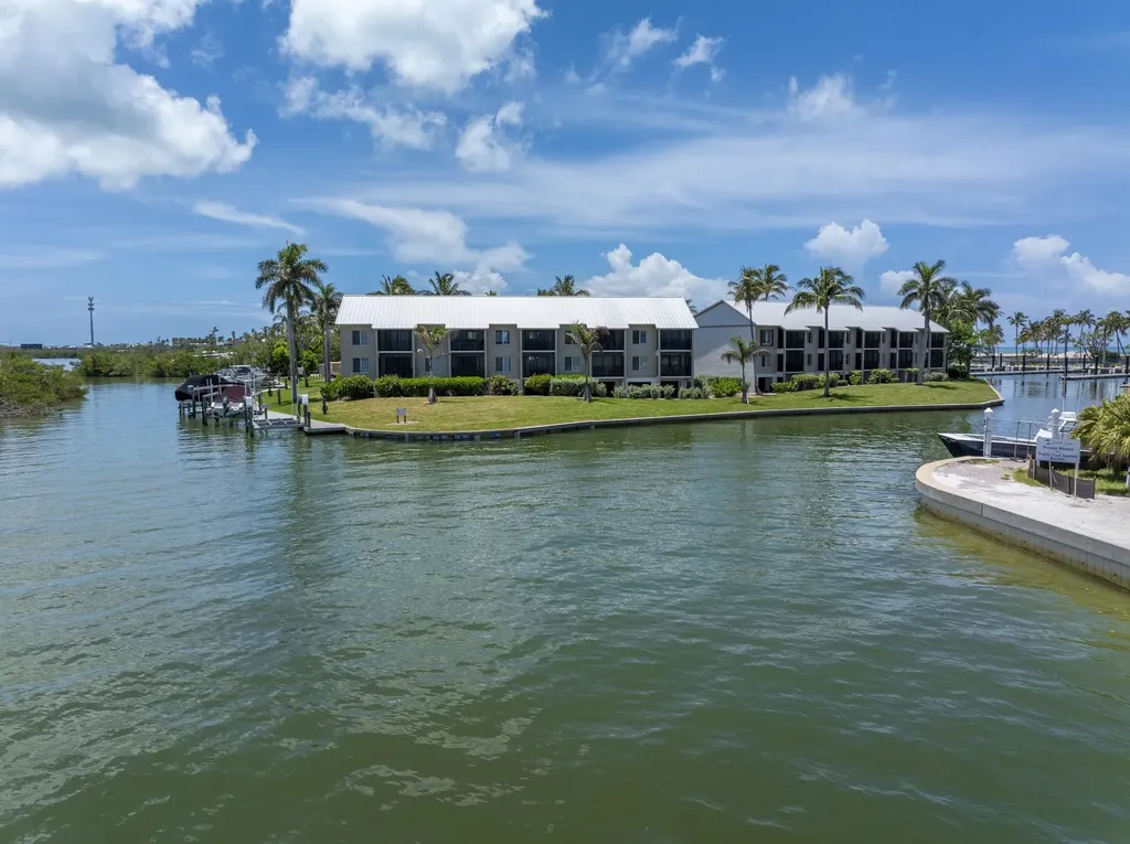 905 Marina Villas Captiva FL 33924