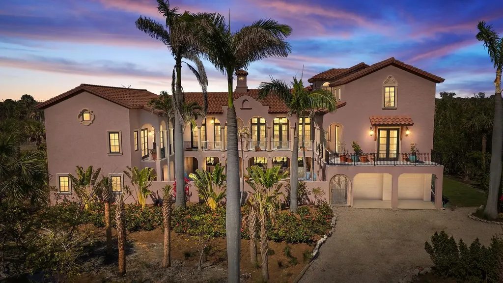 4972 Joewood Drive Sanibel FL 33957