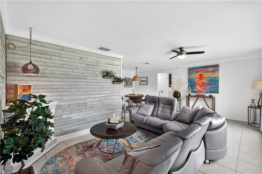833 North Town And River Drive Fort Myers FL 33919