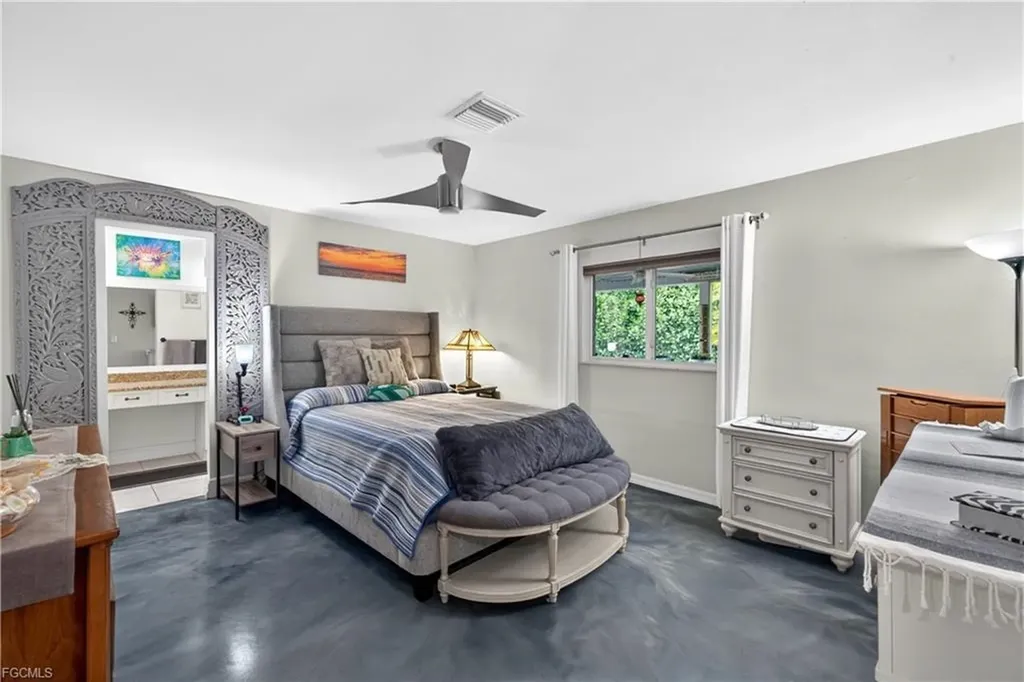 833 North Town And River Drive Fort Myers FL 33919