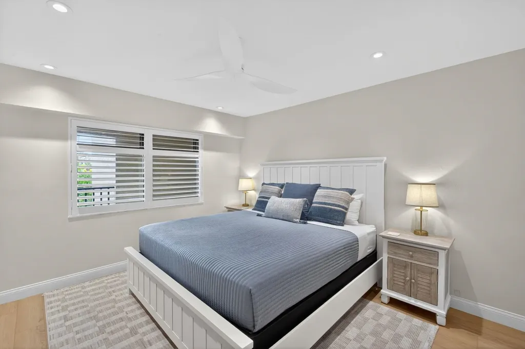 2721 W Gulf Drive Sanibel FL 33957