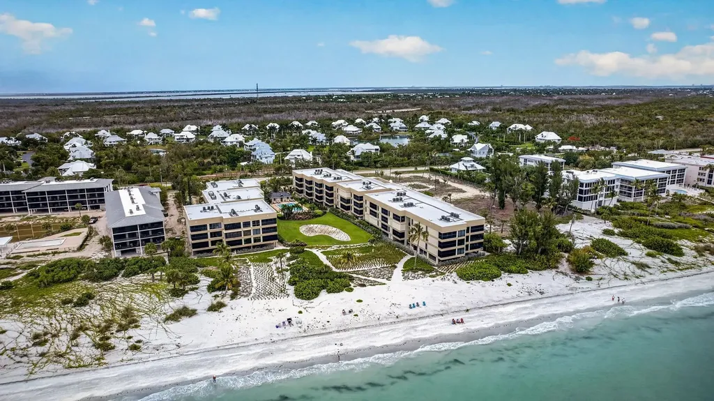 2721 W Gulf Drive Sanibel FL 33957