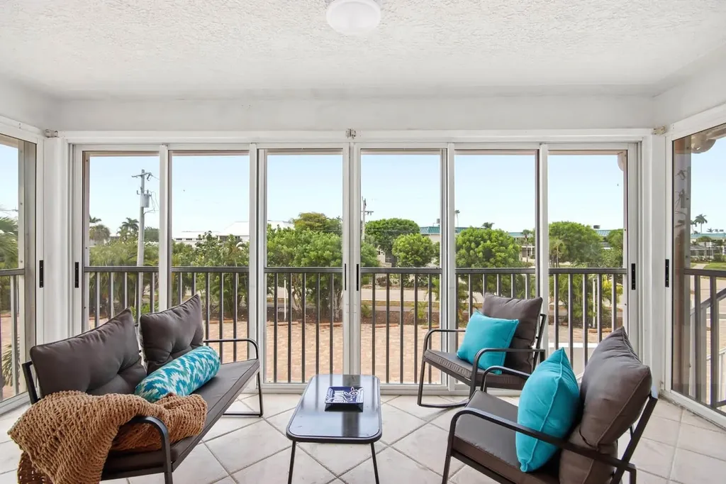 805 E Gulf Drive Sanibel FL 33957