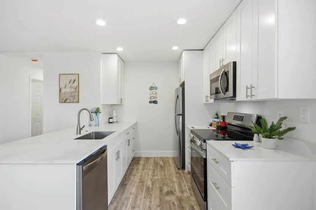 805 E Gulf Drive Sanibel FL 33957