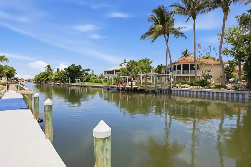 805 E Gulf Drive Sanibel FL 33957