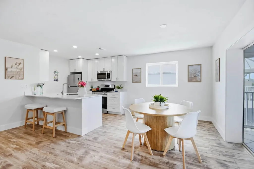 805 E Gulf Drive Sanibel FL 33957
