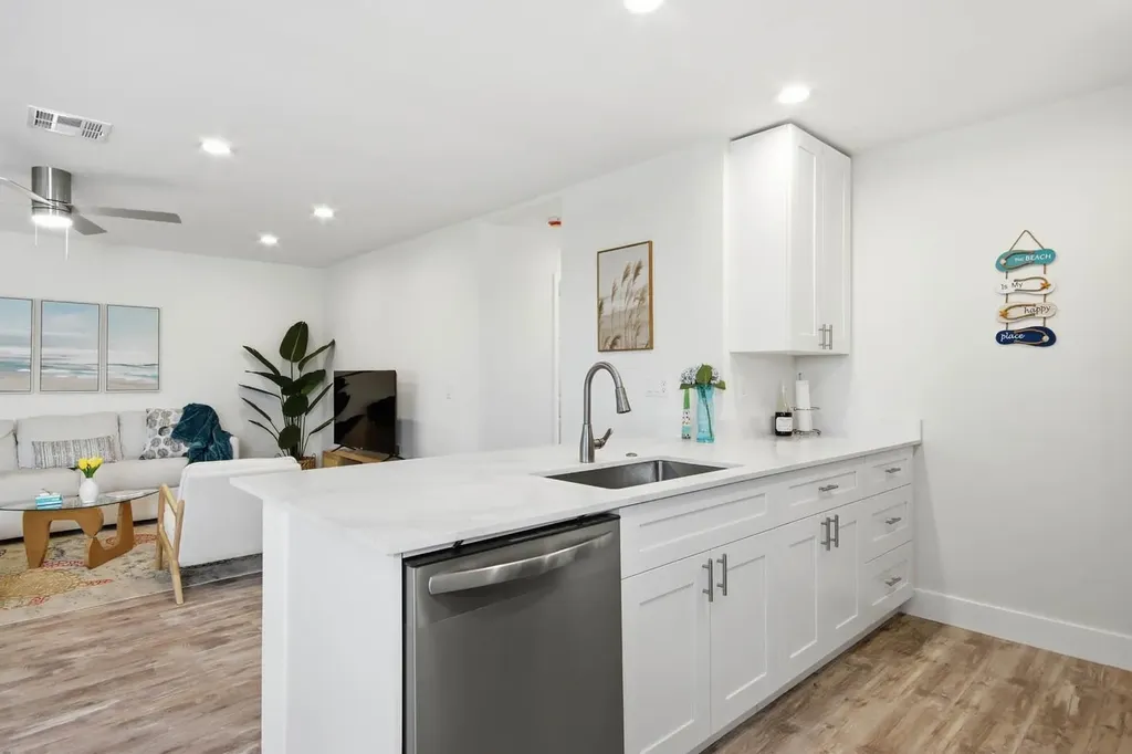 805 E Gulf Drive Sanibel FL 33957