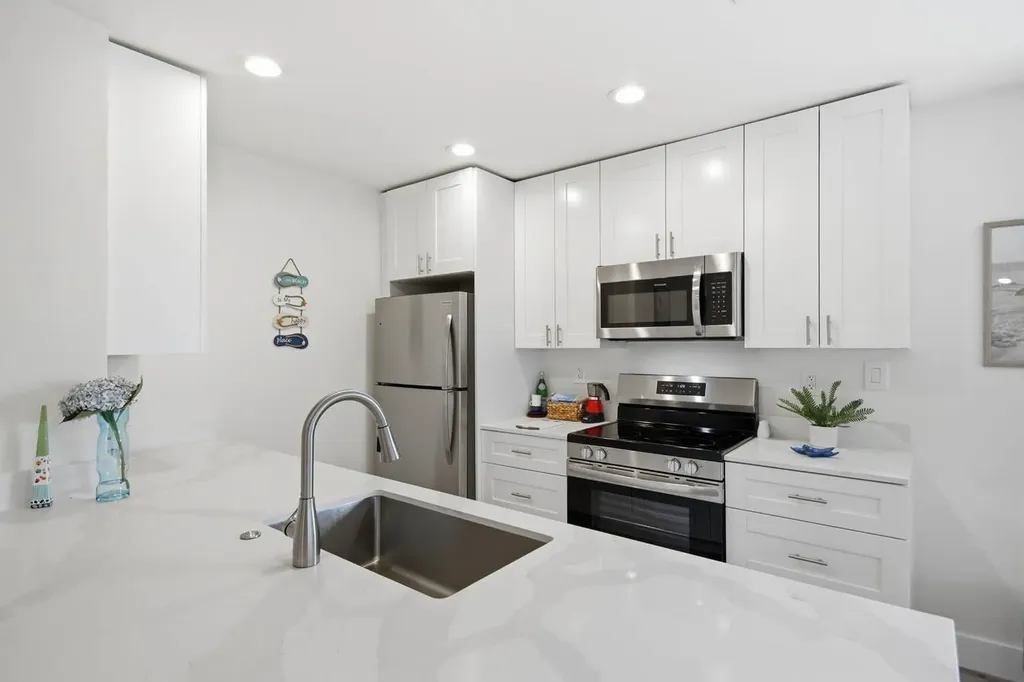 805 E Gulf Drive Sanibel FL 33957