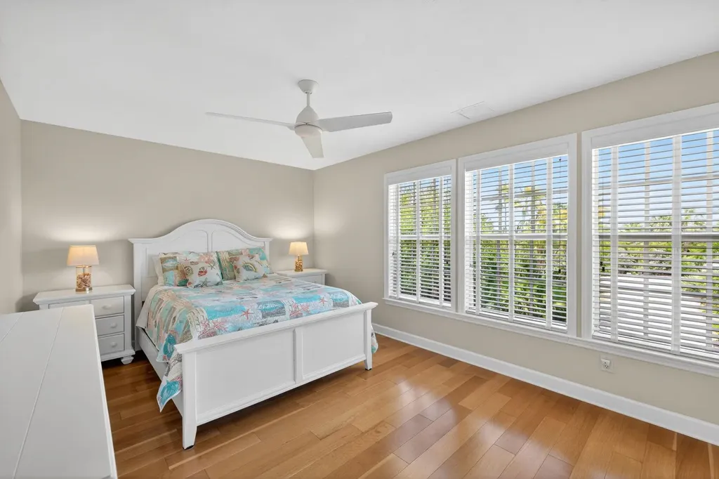 928 Pepper Tree Place Sanibel FL 33957