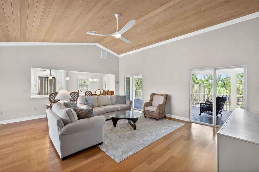 928 Pepper Tree Place Sanibel FL 33957