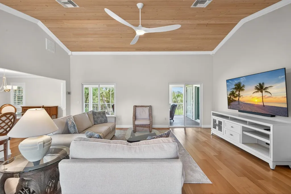 928 Pepper Tree Place Sanibel FL 33957