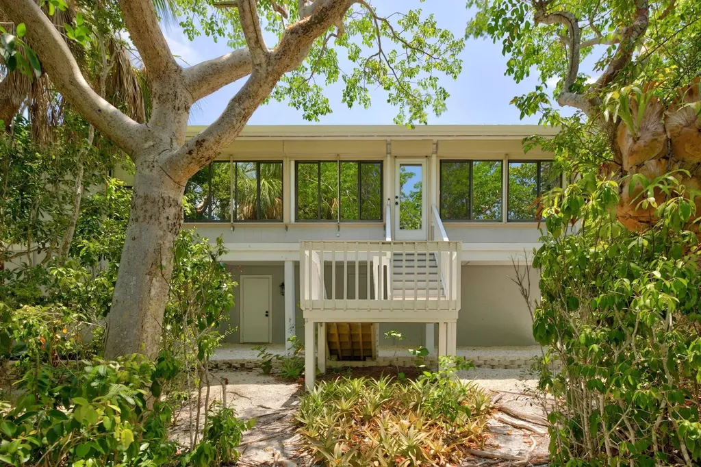 1986 Wild Lime Drive Sanibel FL 33957