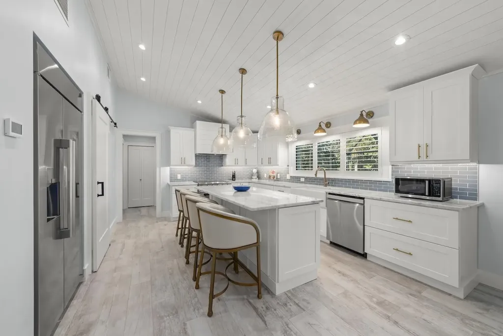 4775 Rue Helene Sanibel FL 33957