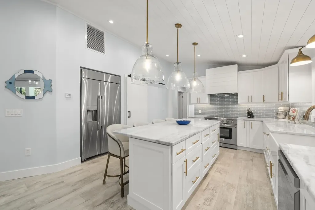 4775 Rue Helene Sanibel FL 33957