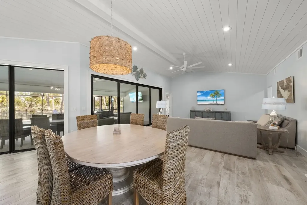 4775 Rue Helene Sanibel FL 33957