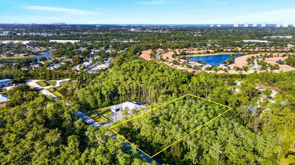25504 Busy Bee Drive Bonita Springs FL 34135