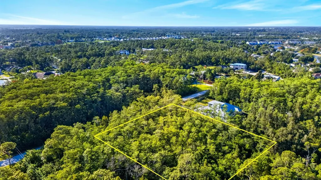 25504 Busy Bee Drive Bonita Springs FL 34135