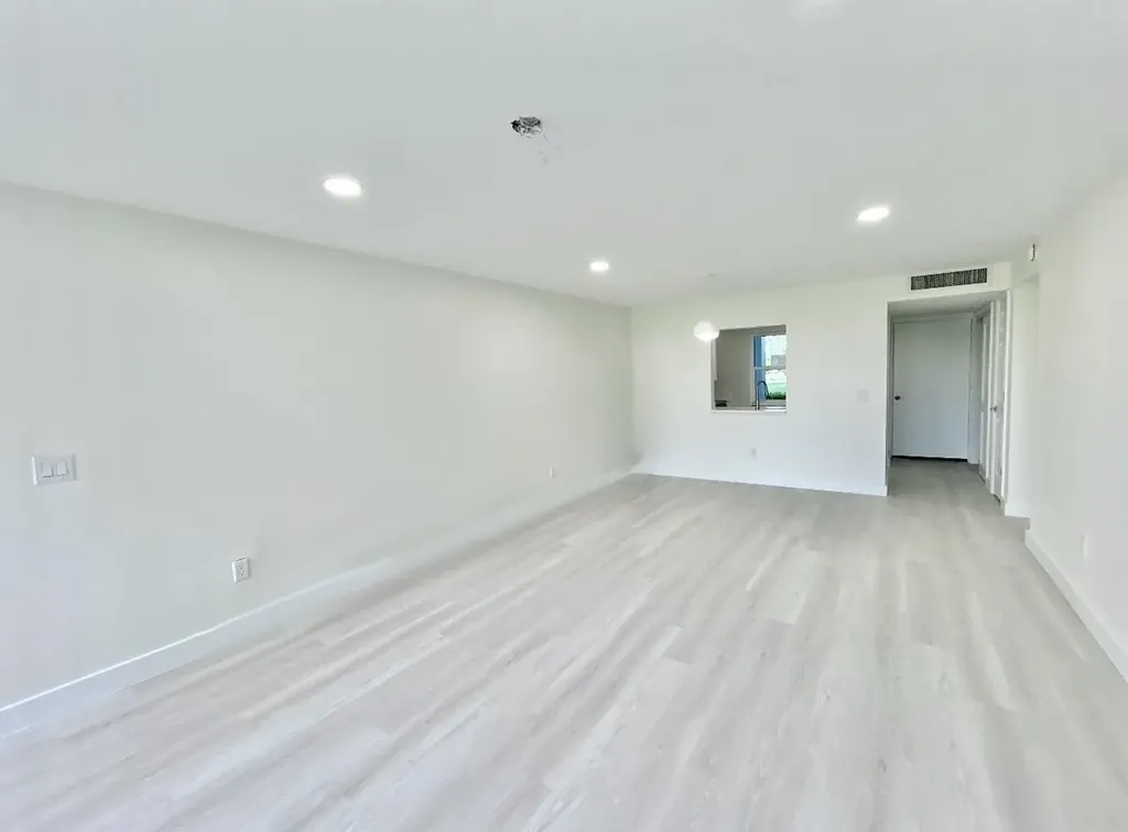 1740 Pine Valley Drive Fort Myers FL 33907