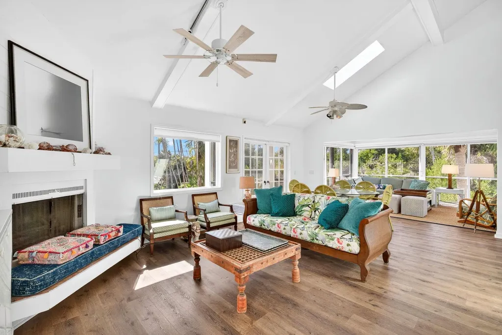 280 Southwinds Drive Sanibel FL 33957