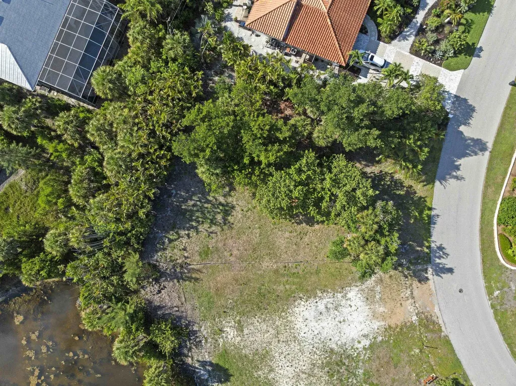 564 Chert Court Sanibel FL 33957
