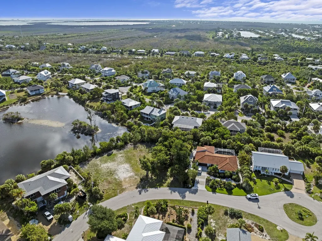 564 Chert Court Sanibel FL 33957