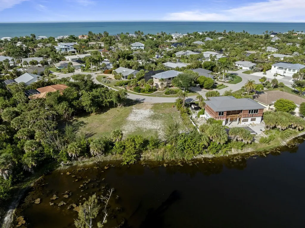 572 Chert Court Sanibel FL 33957