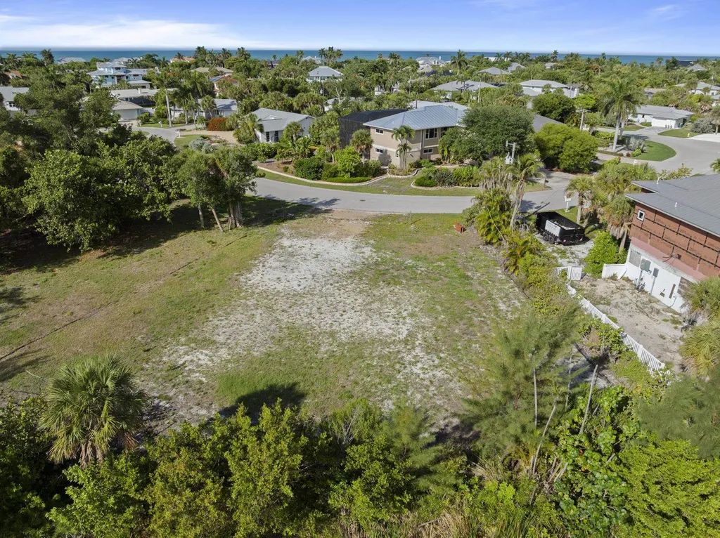572 Chert Court Sanibel FL 33957