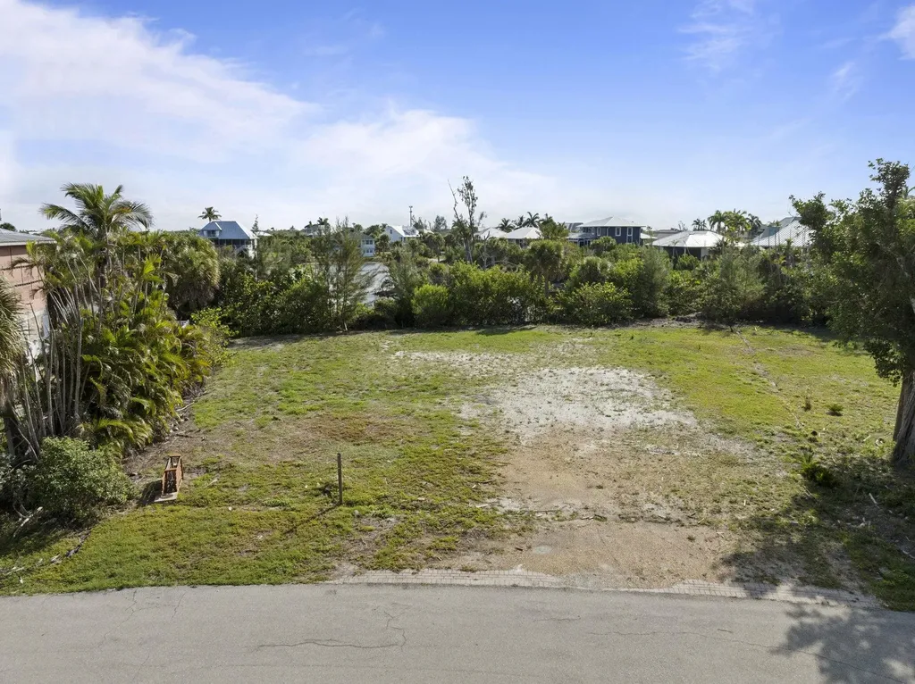 572 Chert Court Sanibel FL 33957