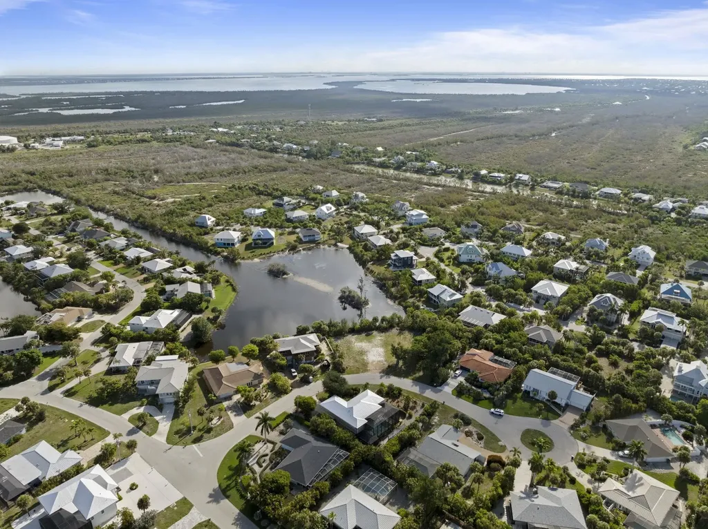 572 Chert Court Sanibel FL 33957