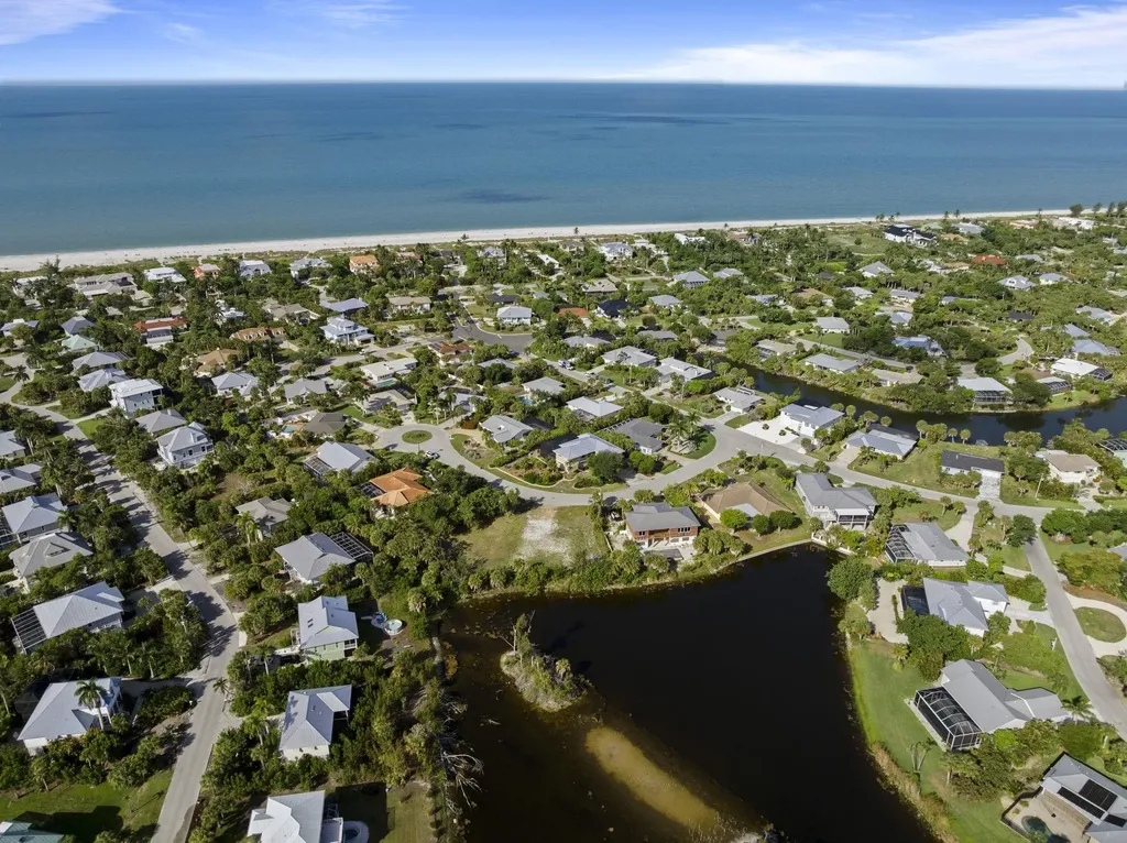 572 Chert Court Sanibel FL 33957