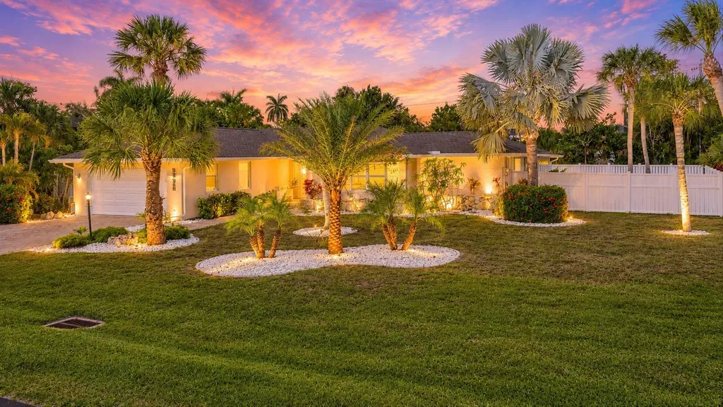 9428 Moonlight Drive Sanibel FL 33957