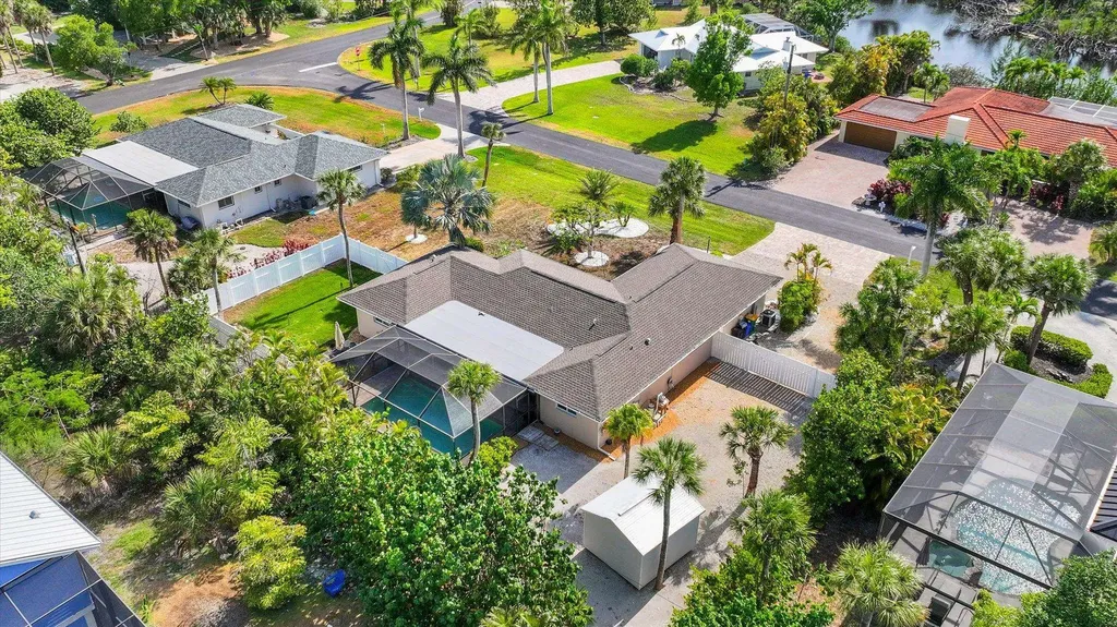 9428 Moonlight Drive Sanibel FL 33957