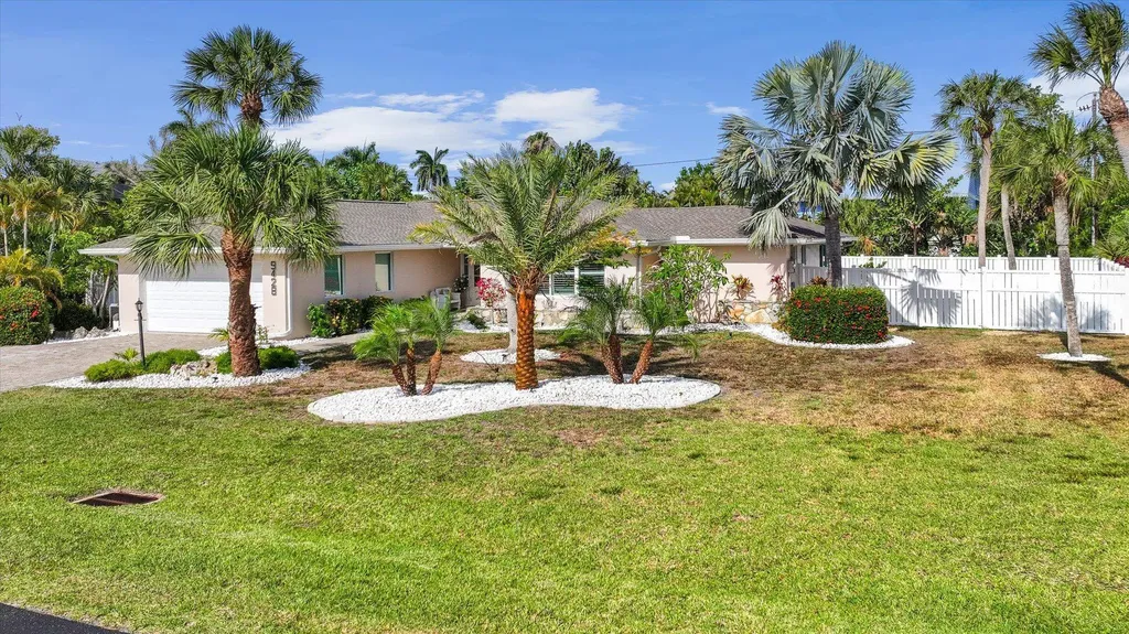 9428 Moonlight Drive Sanibel FL 33957