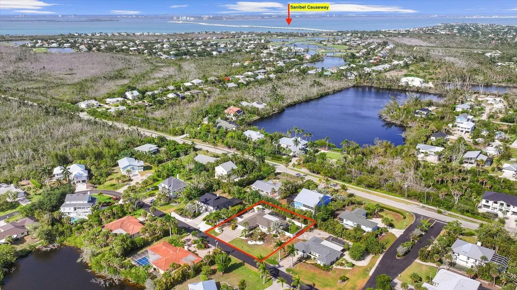 9428 Moonlight Drive Sanibel FL 33957