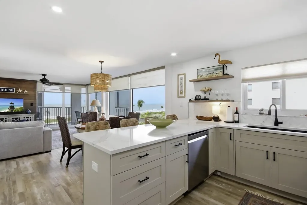 2265 W Gulf Drive Sanibel FL 33957