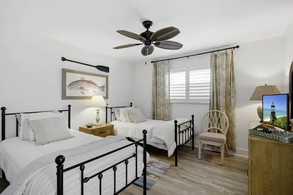 2265 W Gulf Drive Sanibel FL 33957