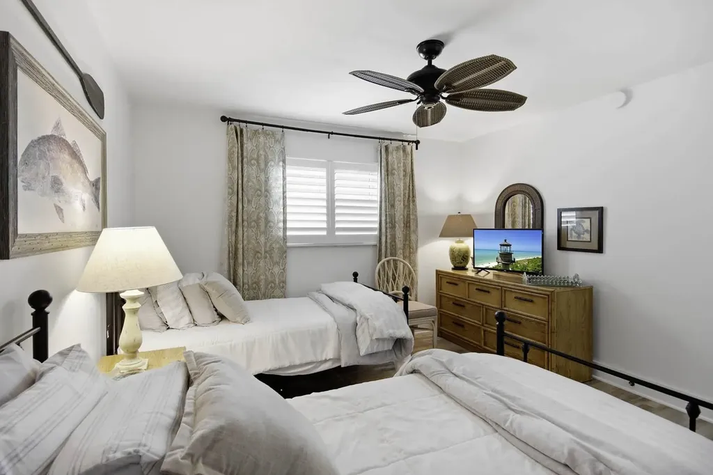 2265 W Gulf Drive Sanibel FL 33957