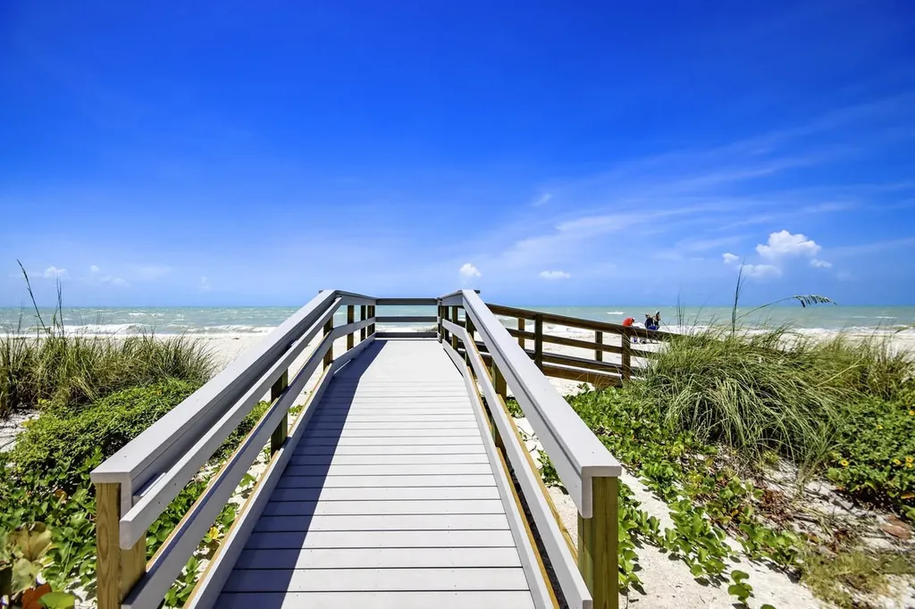 2265 W Gulf Drive Sanibel FL 33957