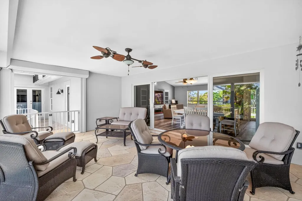 3359 Barra Circle Sanibel FL 33957