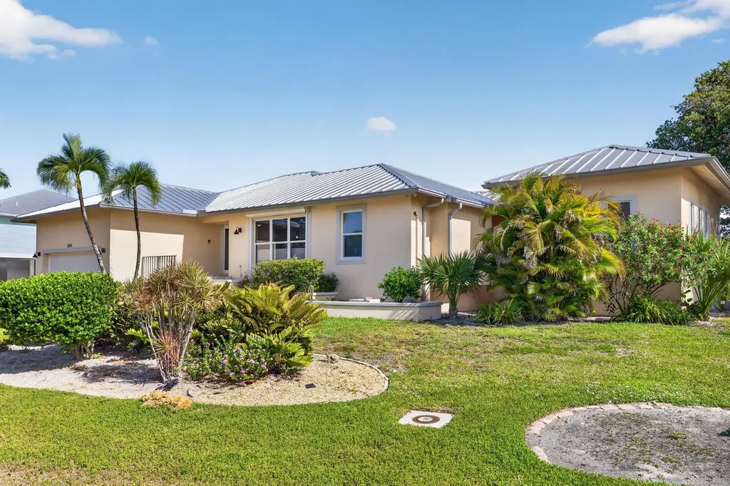 3359 Barra Circle Sanibel FL 33957